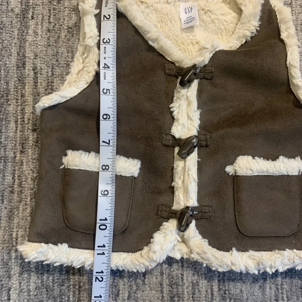 GAP style vest